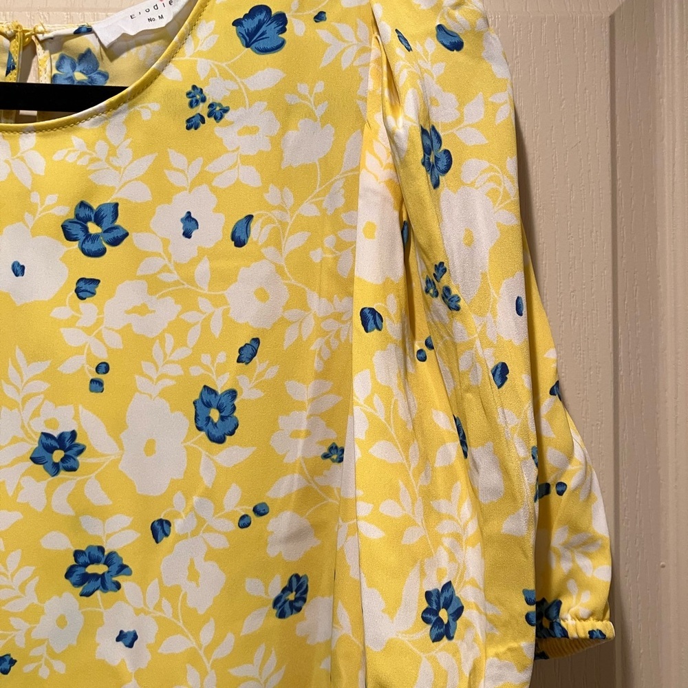 Elodie Floral Yellow and Blue Women's Top‎ Size M - Picture 8 of 8